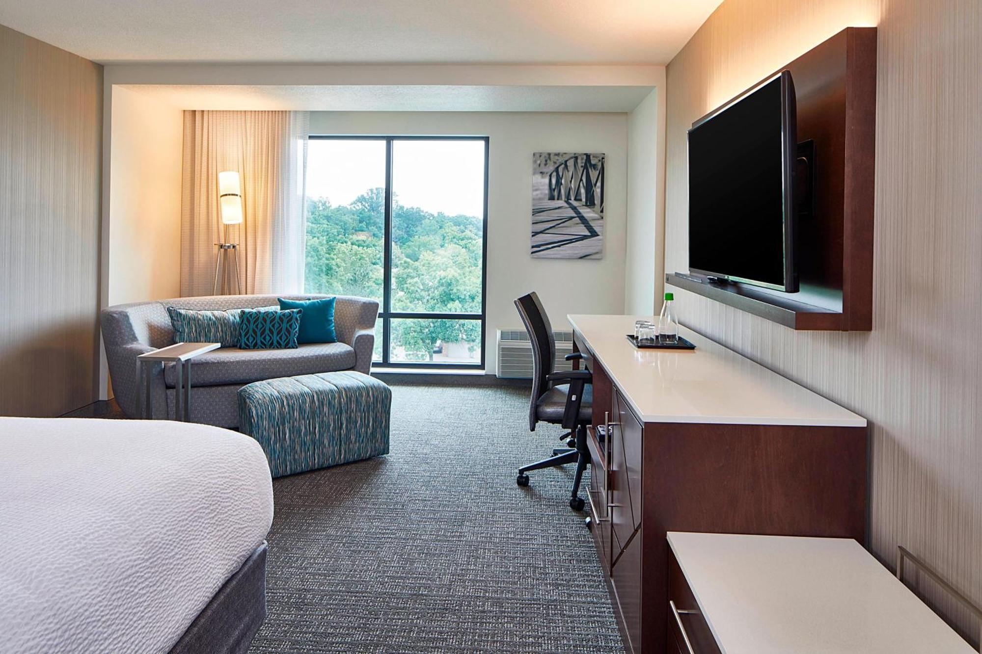 Courtyard By Marriott Minneapolis West Saint Louis Park Exterior foto
